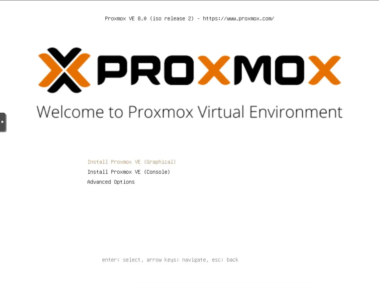 Installazione Proxmox VE 8: boot screen